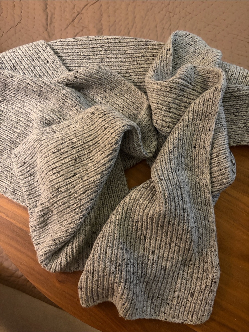 Banana Republic Light Gray Chunky Knit Scarf